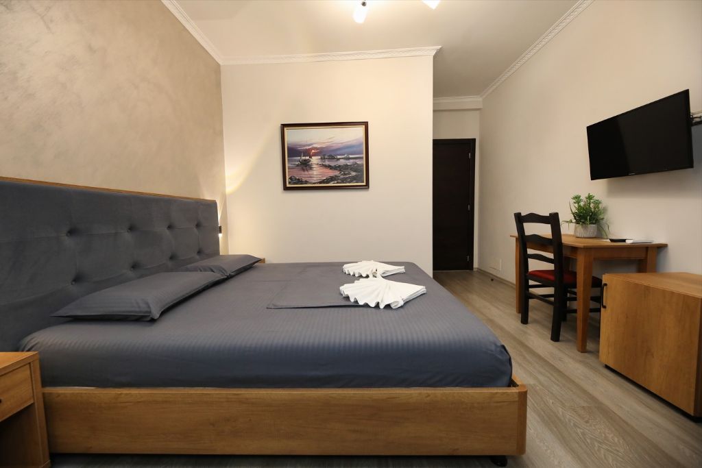 hotel salvadore,vlore